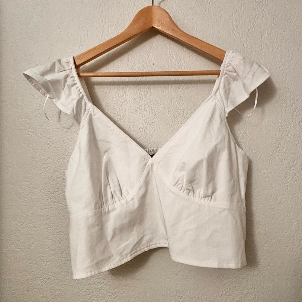 White Crop Top Ruffled Sleeves Women’s Large